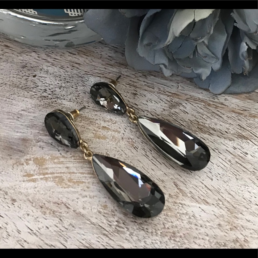 Faux Gray Crystal Drop Statement Stud Earrings